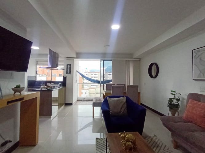 Apartamento de 3 alcobas en arriendo en Laureles, Medellín, 101 m² · foto 5 de 19