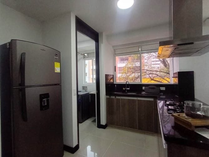 Apartamento de 3 alcobas en arriendo en Laureles, Medellín, 101 m² · foto 9 de 19