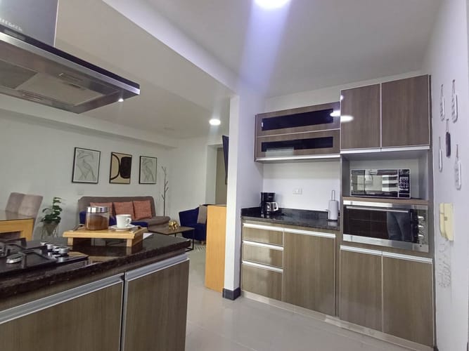 Apartamento de 3 alcobas en arriendo en Laureles, Medellín, 101 m² · foto 7 de 19