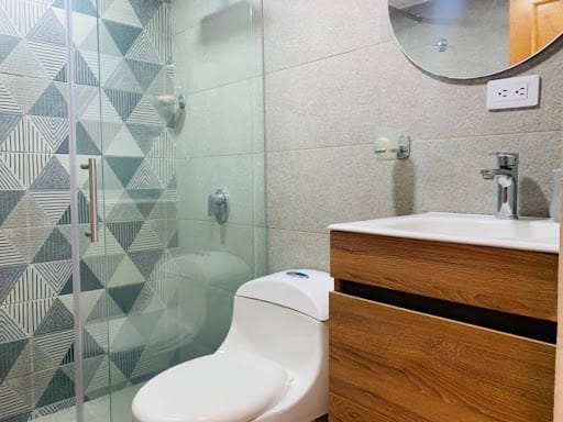Apartamento de 2 alcobas en arriendo en Campo Valdes No.1, Medellín, 65 m² · foto 6 de 14