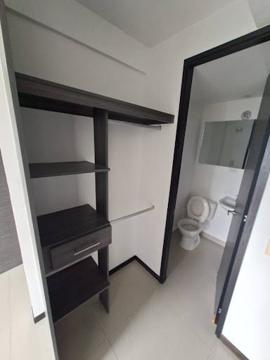 Apartamento de 3 alcobas en arriendo en Rodeo Alto, Medellín, 68 m² · foto 6 de 18