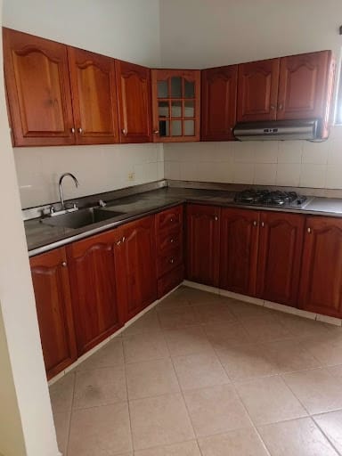 Casa de 4 alcobas en arriendo en Cordoba, Medellín, 110 m² · foto 1 de 24