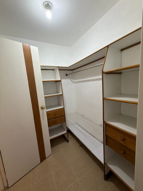 Apartamento de 4 alcobas en arriendo en Suramericana, Medellín, 114 m² · foto 10 de 15