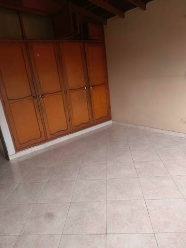 Casa de 4 alcobas en arriendo en Cordoba, Medellín, 110 m² · foto 9 de 24