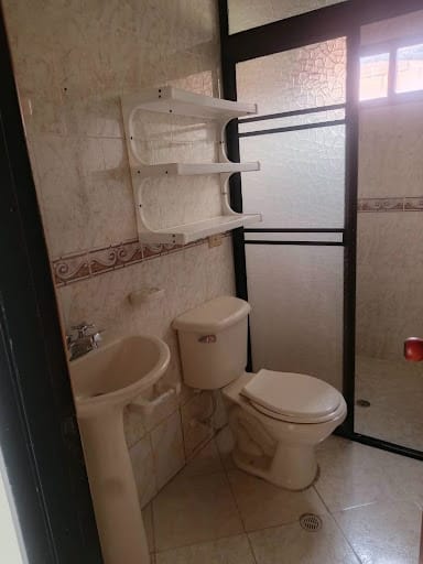 Casa de 4 alcobas en arriendo en Cordoba, Medellín, 110 m² · foto 10 de 24