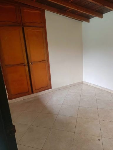 Casa de 4 alcobas en arriendo en Cordoba, Medellín, 110 m² · foto 13 de 24
