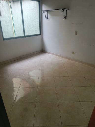 Casa de 4 alcobas en arriendo en Cordoba, Medellín, 110 m² · foto 15 de 24