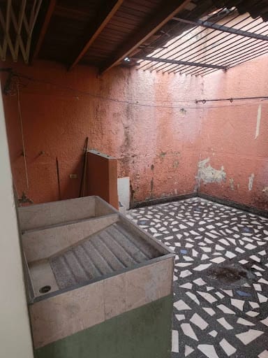 Casa de 4 alcobas en arriendo en Cordoba, Medellín, 110 m² · foto 23 de 24