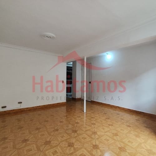 Casa de 2 alcobas en arriendo en Urbanizacion Miguel Giraldo, Medellín, 65 m² · foto 3 de 11