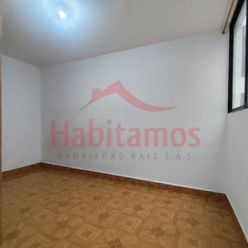 Casa de 2 alcobas en arriendo en Urbanizacion Miguel Giraldo, Medellín, 65 m² · foto 4 de 11