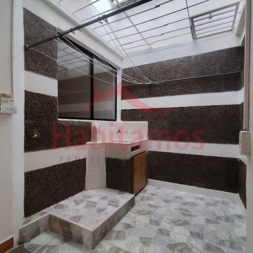 Casa de 2 alcobas en arriendo en Urbanizacion Miguel Giraldo, Medellín, 65 m² · foto 7 de 11