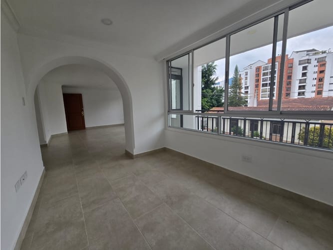 Apartamento de 3 alcobas en arriendo en La Castellana, Armenia, 126 m² · foto 4 de 16