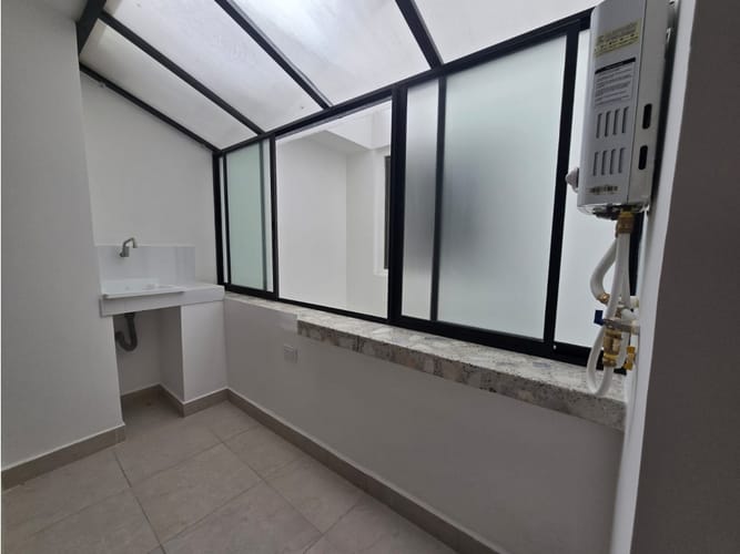 Apartamento de 3 alcobas en arriendo en La Castellana, Armenia, 126 m² · foto 14 de 16