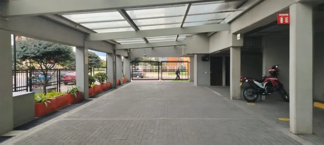 Apartamento de 3 alcobas en venta en Fontibon, Bogotá, 78 m² · foto 19 de 24