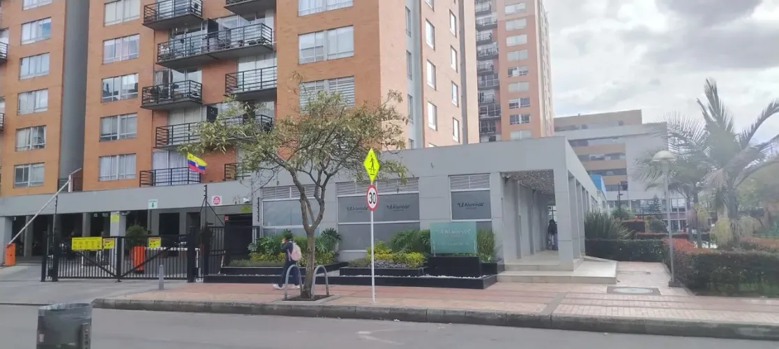 Apartamento de 3 alcobas en venta en Fontibon, Bogotá, 78 m² · foto 20 de 24