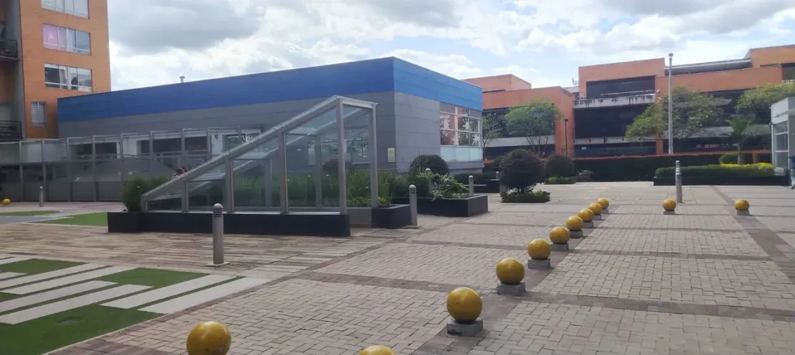 Apartamento de 3 alcobas en venta en Fontibon, Bogotá, 78 m² · foto 23 de 24