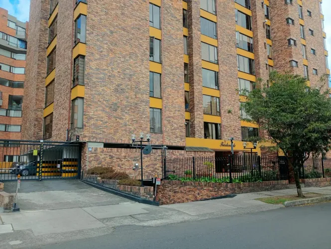 Apartamento de 3 alcobas en venta en Lagos De Cordoba, Bogotá, 126 m² · foto 22 de 24