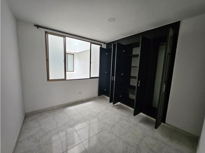 Apartamento de 3 alcobas en arriendo en La Castellana, Armenia, 80 m² · foto 12 de 17