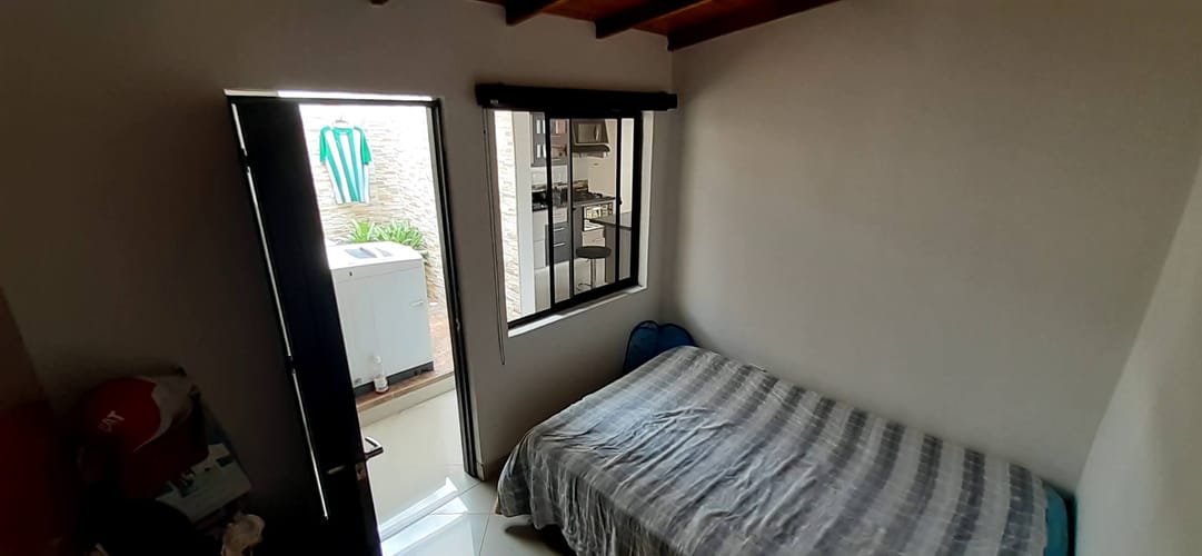 Casa de 3 alcobas en arriendo en Córdoba, Medellín, 72 m² · foto 5 de 10
