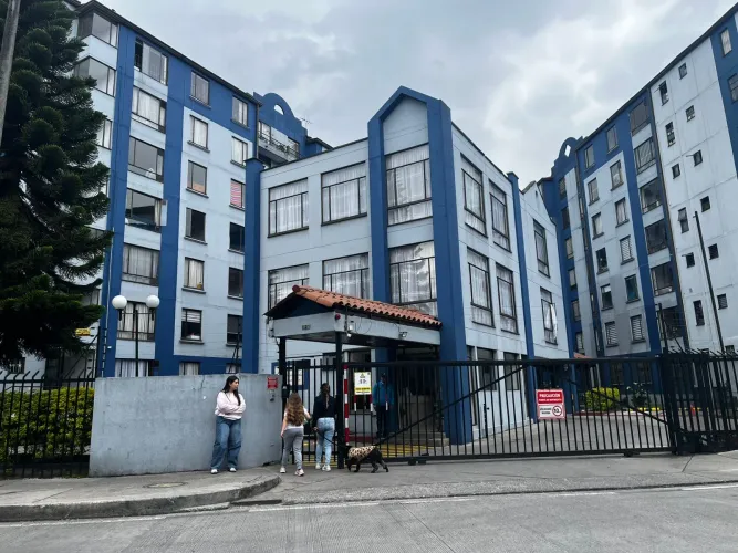 Apartamento de 3 alcobas en venta en Fontibon, Bogotá, 127 m² · foto 18 de 24