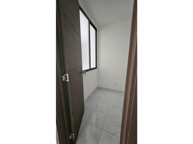 Apartamento de 3 alcobas en arriendo en La Castellana, Armenia, 88 m² · foto 12 de 21
