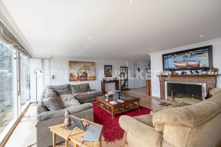 Apartamento de 3 alcobas en venta en Los Rosales, Bogotá, 271 m² · foto 16 de 17
