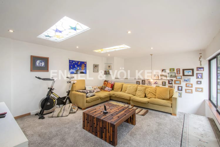 Apartamento de 3 alcobas en venta en Los Rosales, Bogotá, 271 m² · foto 12 de 17