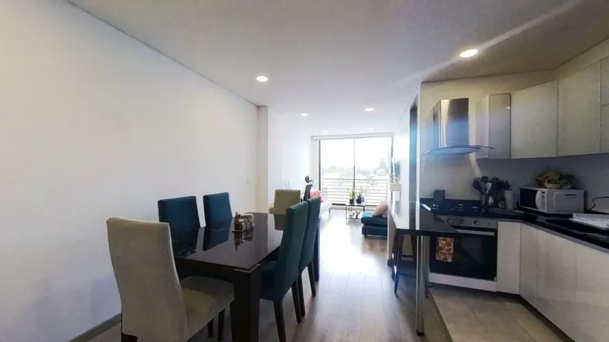 Apartamento de 1 alcoba en venta en Niza Norte, Bogotá, 62 m² · foto 2 de 24