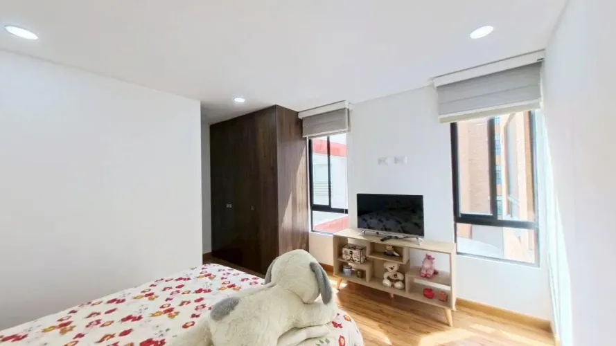 Apartamento de 2 alcobas en venta en Cedritos, Bogotá, 73 m² · foto 9 de 19