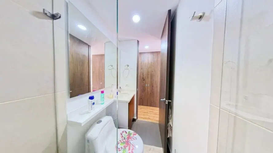 Apartamento de 2 alcobas en venta en Cedritos, Bogotá, 73 m² · foto 11 de 19