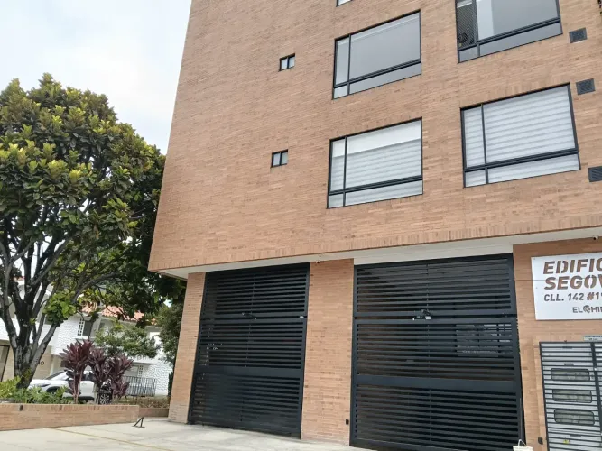 Apartamento de 2 alcobas en venta en Cedritos, Bogotá, 73 m² · foto 17 de 19