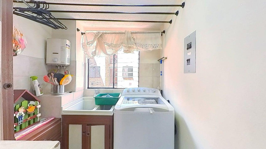 Apartamento de 3 alcobas en venta en Portal De La Uribe, Bogotá, 62 m² · foto 8 de 19