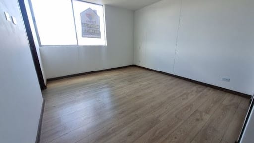 Apartamento de 3 alcobas en arriendo en Loma De Los Gonzalez, Medellín, 110 m² · foto 11 de 22