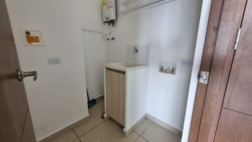 Apartamento de 3 alcobas en arriendo en Loma De Los Gonzalez, Medellín, 110 m² · foto 17 de 22
