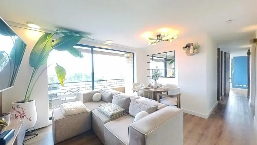 Apartamento de 3 alcobas en venta en Engativá, Bogotá, 73 m² · foto 2 de 24