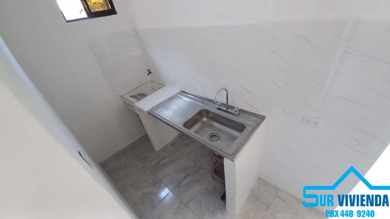 Apartamento de 2 alcobas en arriendo en Uribe Angel, Envigado, 45 m² · foto 2 de 13