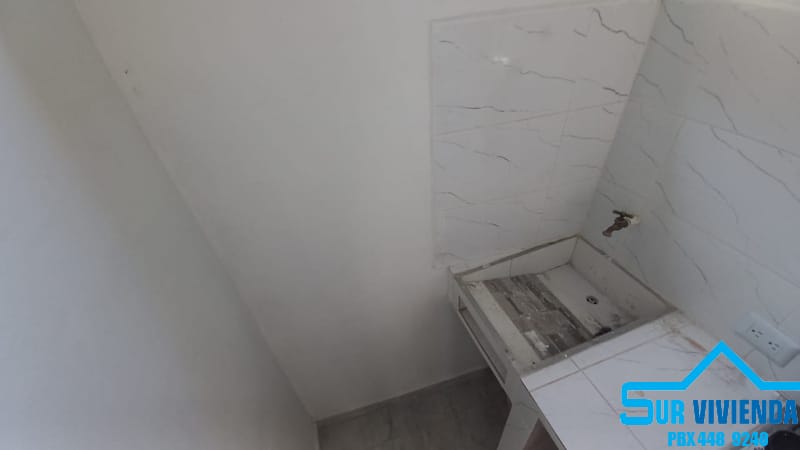 Apartamento de 2 alcobas en arriendo en Uribe Angel, Envigado, 45 m² · foto 11 de 13