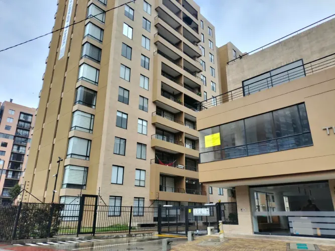 Apartamento de 3 alcobas en venta en Engativá, Bogotá, 73 m² · foto 17 de 24