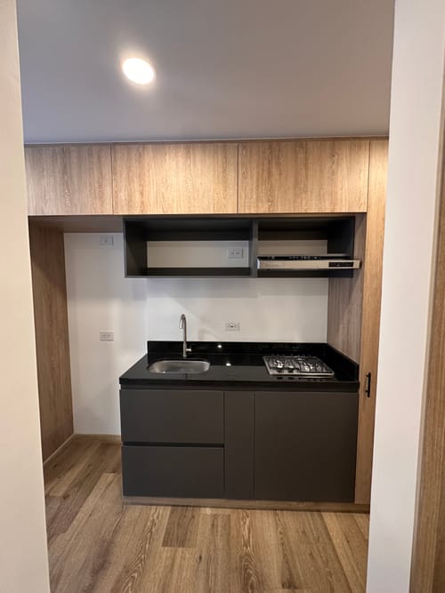 Apartaestudio en arriendo en Andes Norte, Bogotá, 28 m² · foto 4 de 15