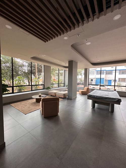 Apartaestudio en arriendo en Andes Norte, Bogotá, 28 m² · foto 11 de 15