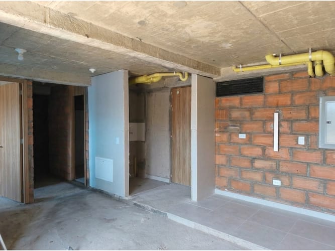 Apartamento de 3 alcobas en venta en San Jose, Sabaneta, 55 m² · foto 3 de 11