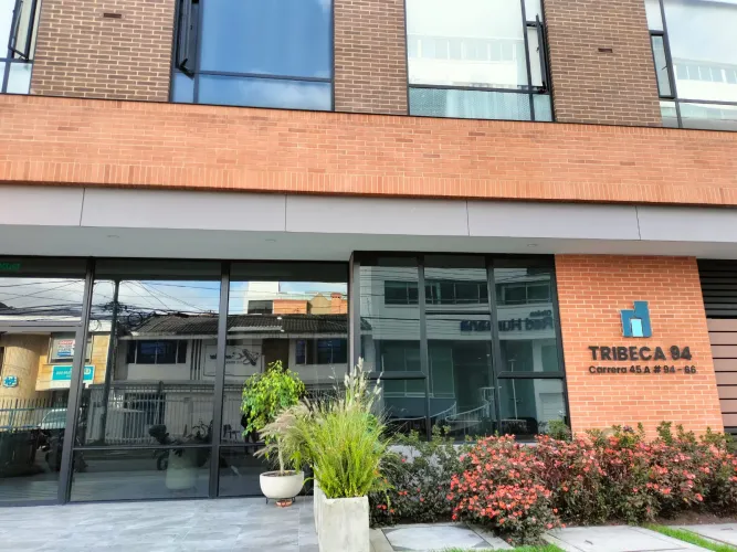 Apartamento de 1 alcoba en venta en Chico Norte, Bogotá, 23 m² · foto 9 de 19