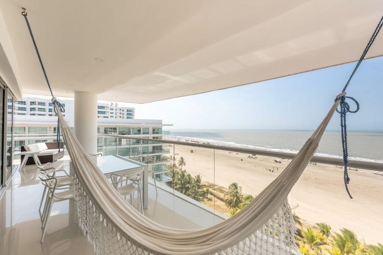 Apartamento de 3 alcobas en venta en La Boquilla, Cartagena, 272 m² · foto 2 de 17