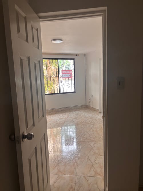 Apartamento de 2 alcobas en arriendo en Nueva Tequendama, Cali, 50 m² · foto 11 de 12