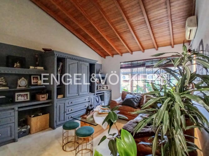Casa de 3 alcobas en venta en La Hacienda, Envigado, 318 m² · foto 13 de 19