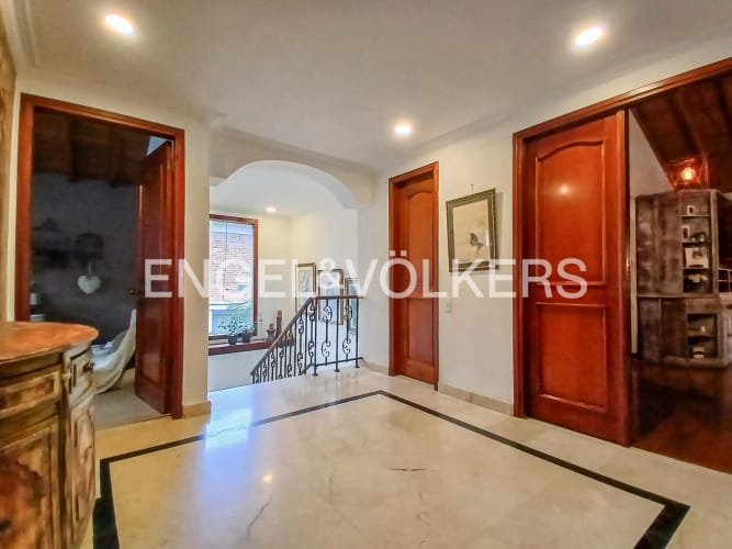 Casa de 3 alcobas en venta en La Hacienda, Envigado, 318 m² · foto 12 de 19