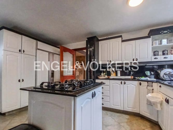 Casa de 3 alcobas en venta en La Hacienda, Envigado, 318 m² · foto 10 de 19