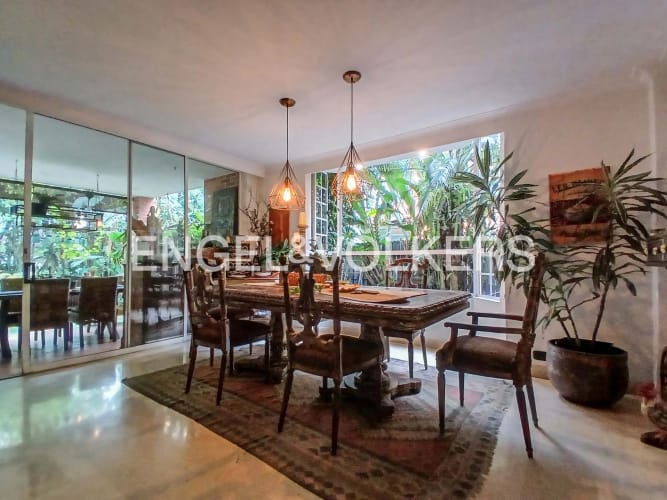 Casa de 3 alcobas en venta en La Hacienda, Envigado, 318 m² · foto 8 de 19