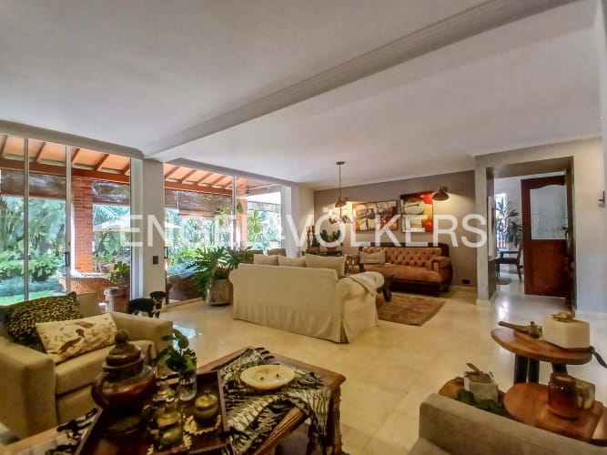 Casa de 3 alcobas en venta en La Hacienda, Envigado, 318 m² · foto 3 de 19