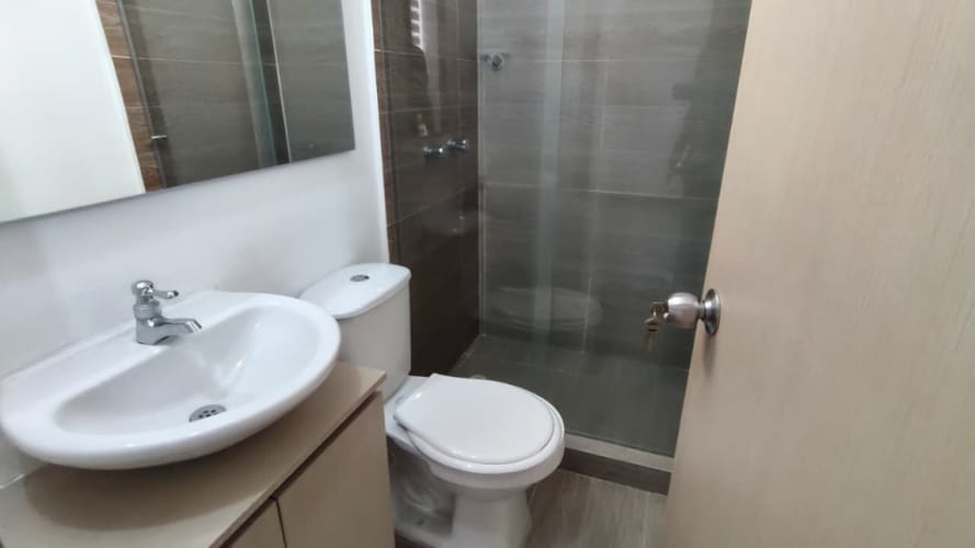 Apartamento de 2 alcobas en arriendo en Panorama, Yumbo, 54 m² · foto 9 de 23